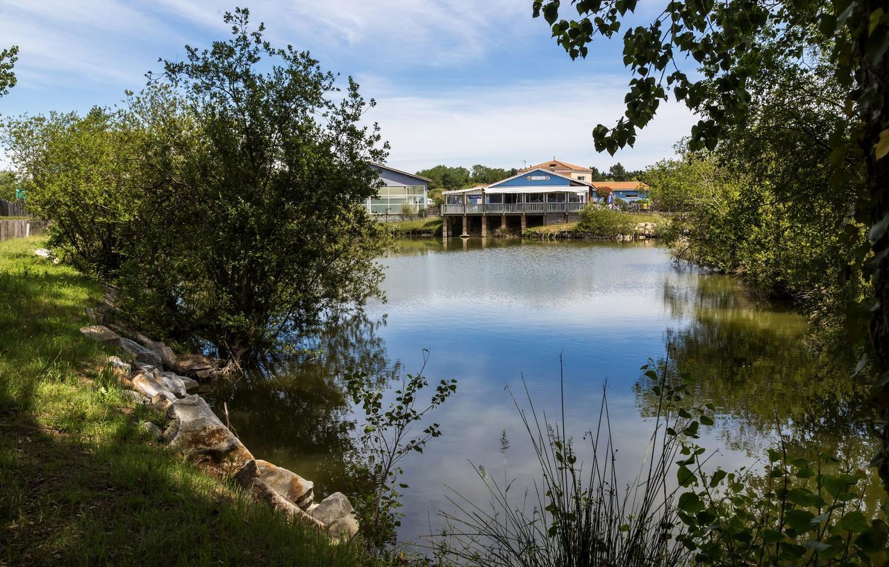 Domaine Residentiel De Plein Air Odalys L'Etang De Besse Saint-Hilaire-de-Riez Exterior foto